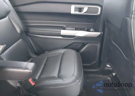 2022 Ford Explorer Xlt from USA, damaged, VIN 1FMSK8DH8NGA87335